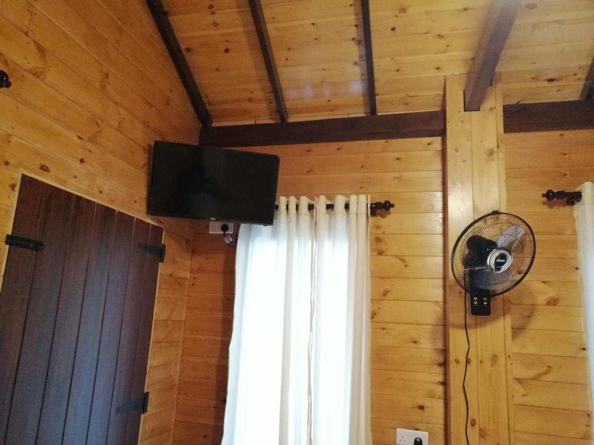 The Cabin Ella Extérieur photo